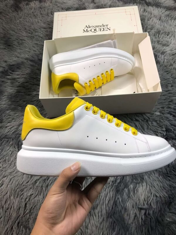Blanco amarillo Alexander McQueen